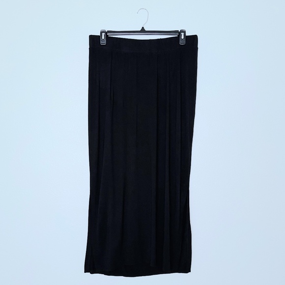 Liz Lange for Target Black Maternity Slit High Low Maxi Skirt - Picture 1 of 3